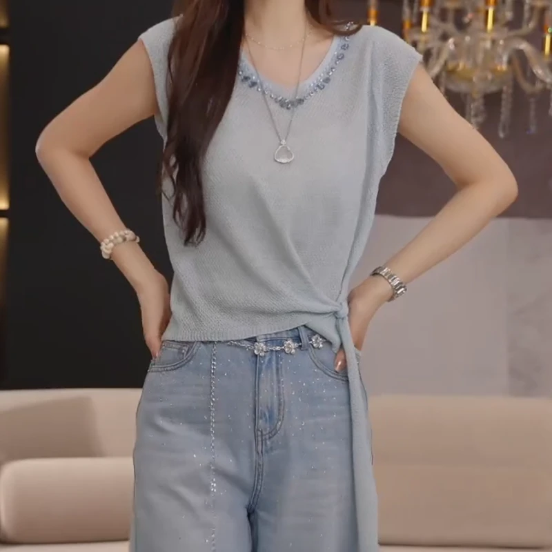 【南岸柔风】夏季新串钻v领不规则系带欧若风小飞袖针织衫LK2503976