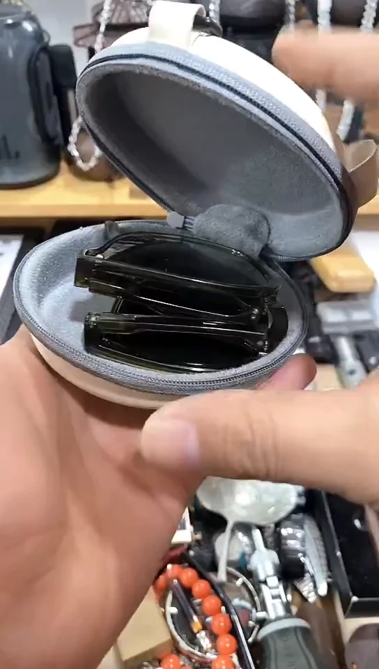 瓷片闪购商品  如图所示