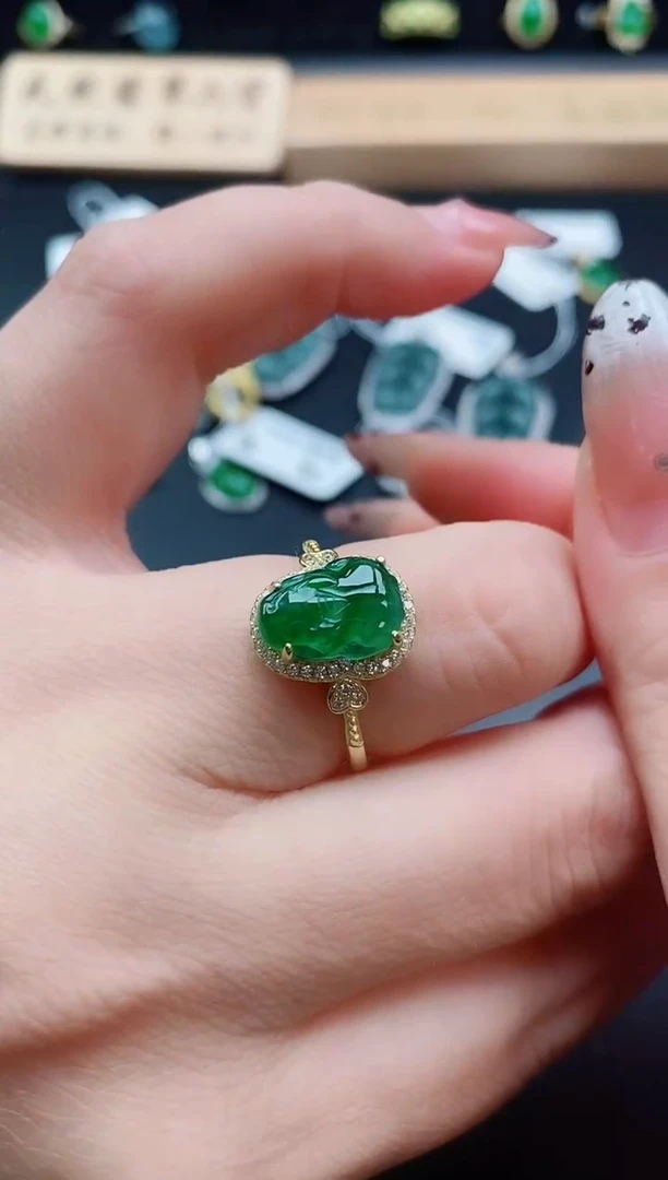 银S925镶嵌戒指翡翠1