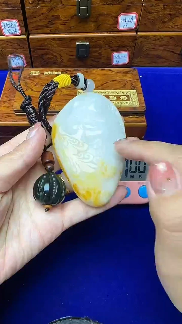 未镶嵌和田玉挂件蹉*?佛公手把件