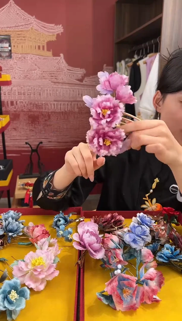 【闪购商品】刺绣非遗绒花（发饰）