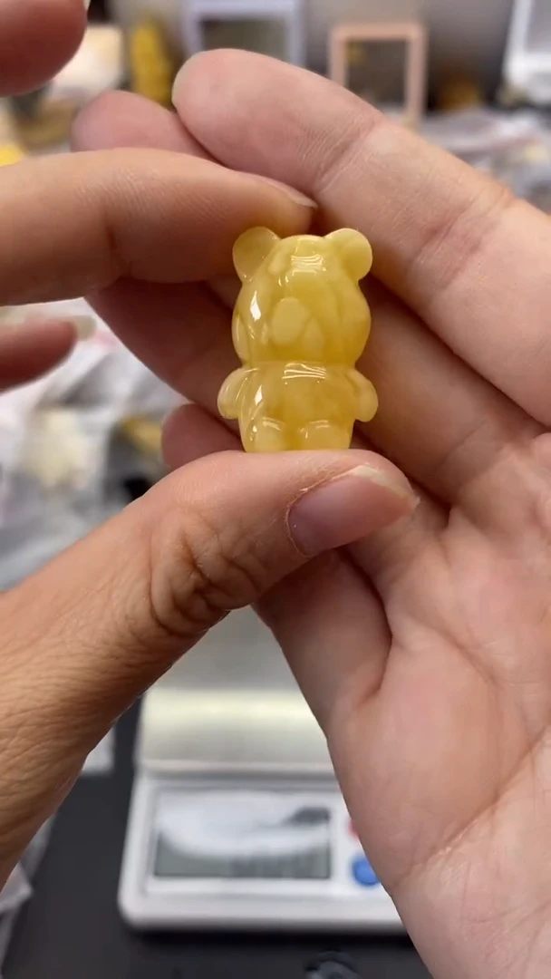 琥珀未镶嵌珠宝奇石395