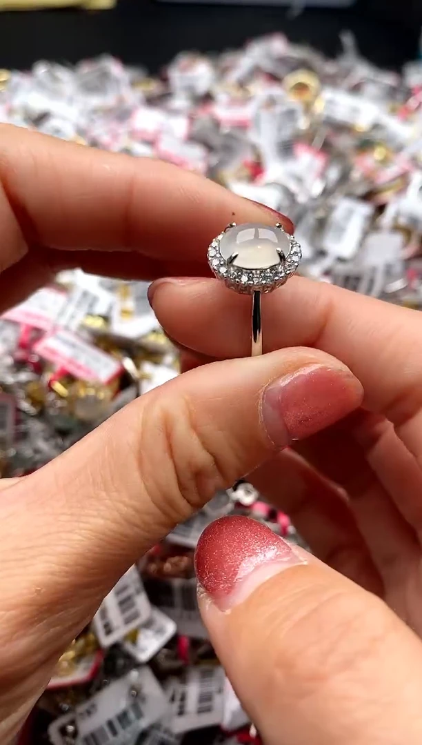 【闪购商品】翡翠戒指银S925镶嵌11111111     0