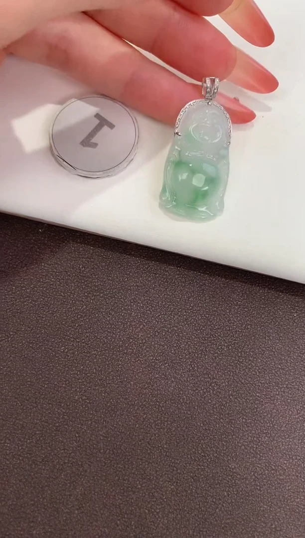 颈饰18K金镶嵌翡翠天然缅甸a货翡翠