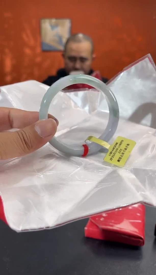 未镶嵌手镯翡翠12   56