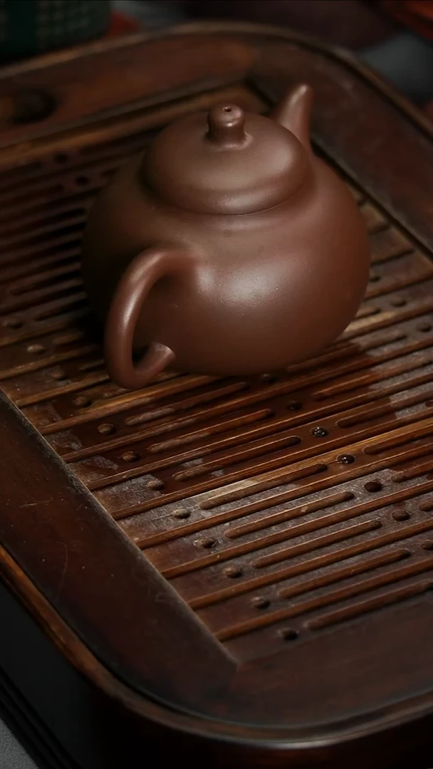 茶壶紫砂宜兴紫砂紫泥全手工乳丁180毫升