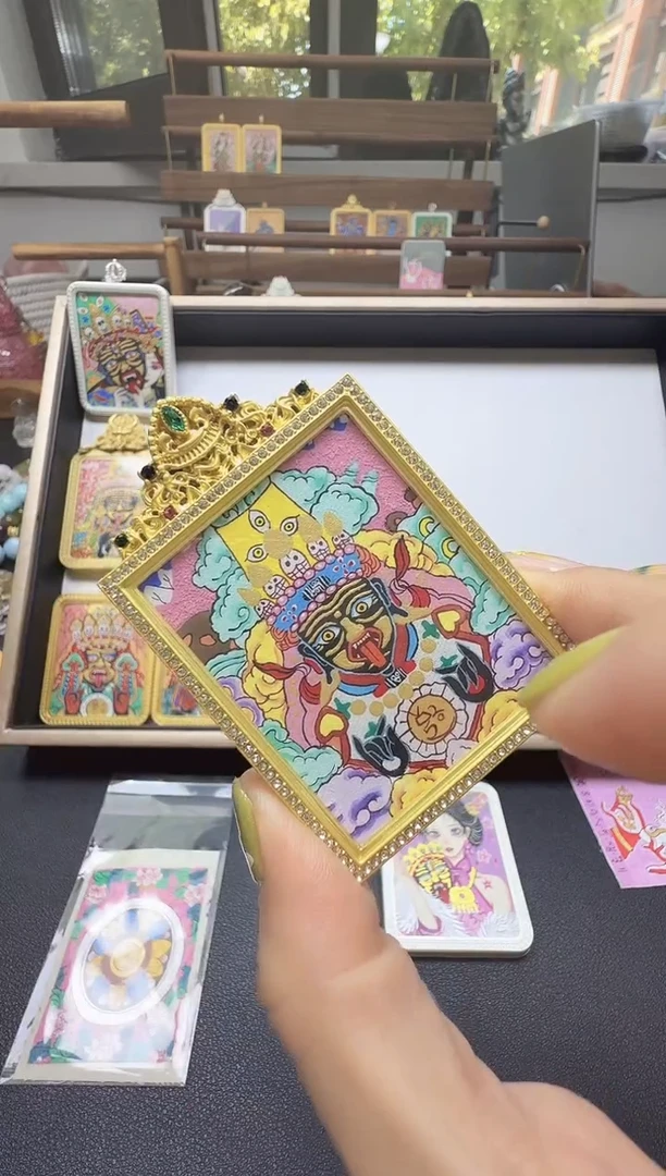 花岗石铁合金时尚精美卡卡