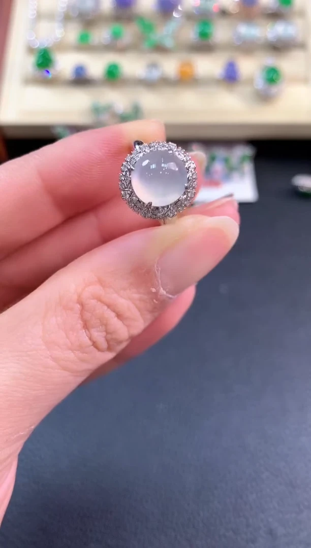 【闪购商品】翡翠戒指18K金镶嵌b116不退换