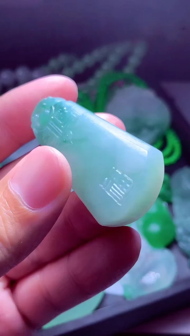 未镶嵌定制翡翠肚****#翡翠毛货定制