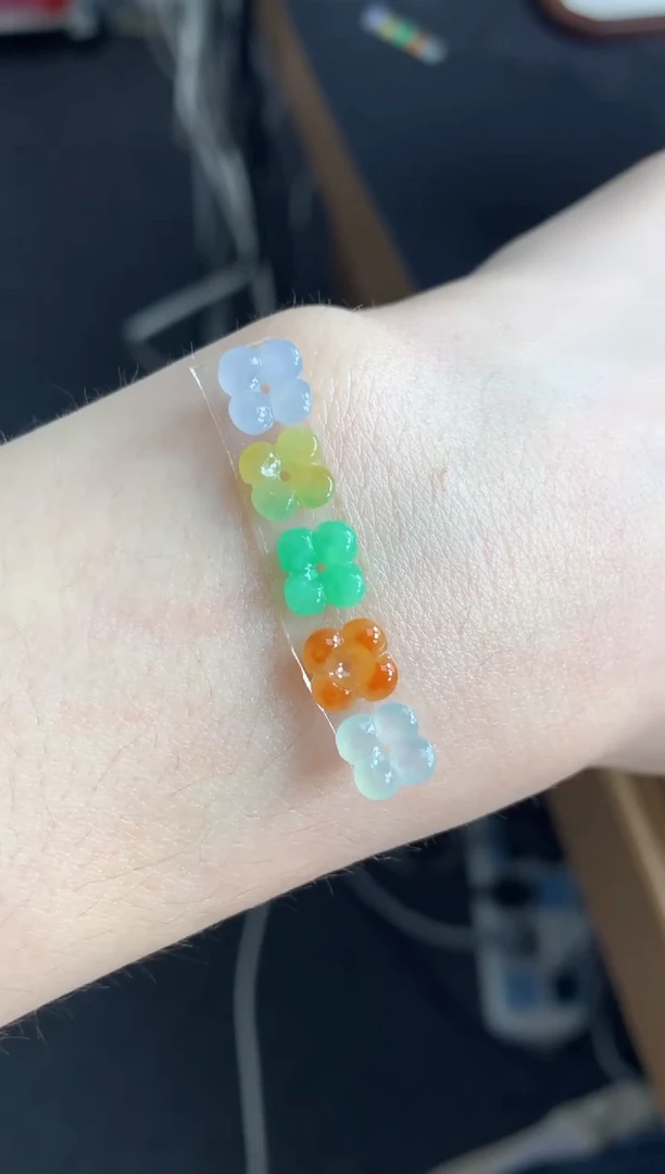 定制翡翠未镶嵌桂花