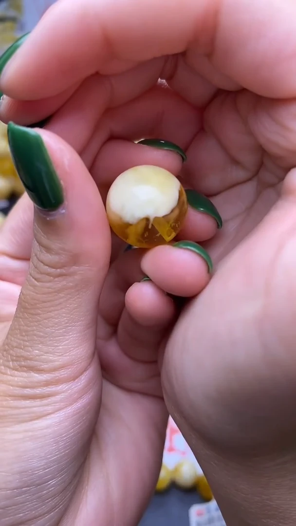 裸石琥珀未镶嵌蜜蜡.30