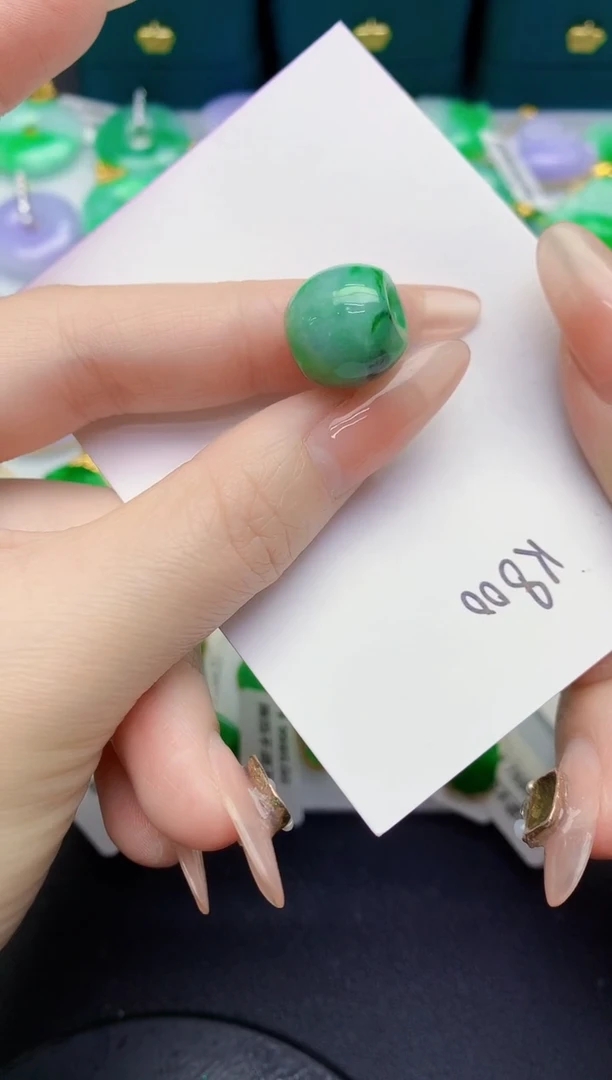 颈饰未镶嵌翡翠缅甸天然翡翠A货