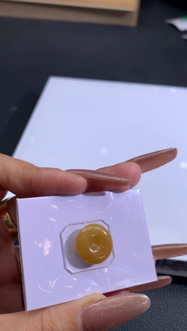 【闪购商品】定制翡翠未镶嵌翡翠