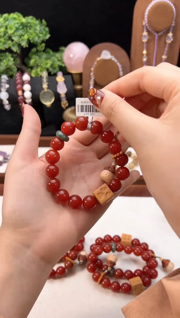 【闪购商品】玛瑙/玉髓手链未镶嵌颜色微差多样性发货发其一