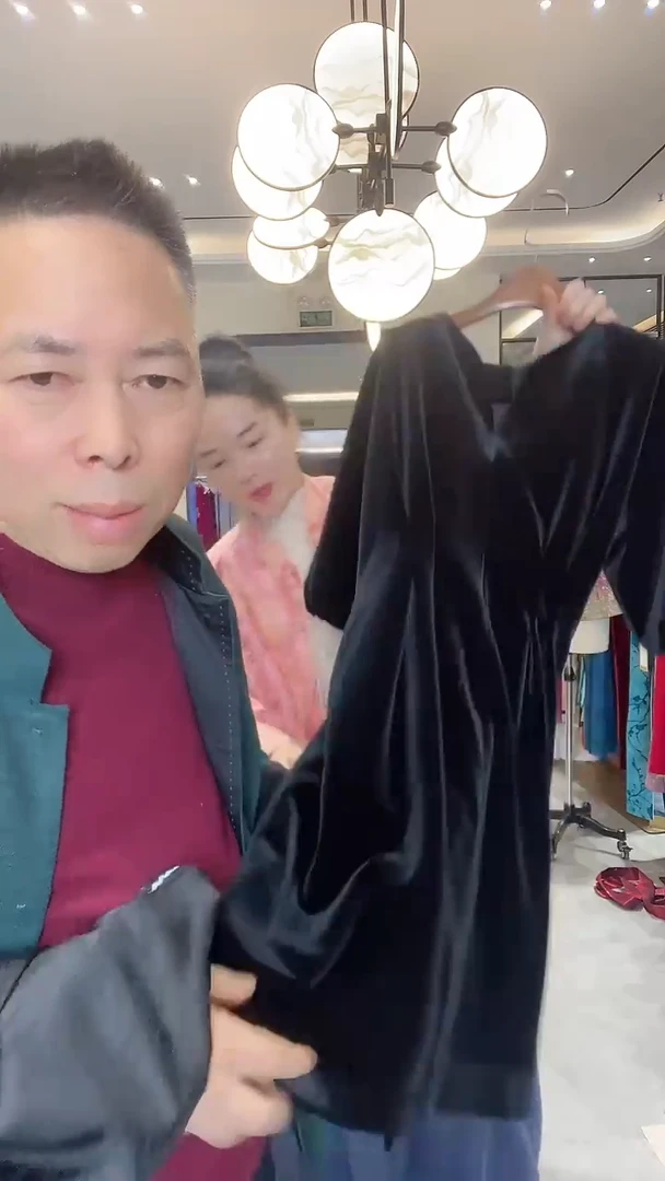 黑色丝绒高定旗袍m码 999