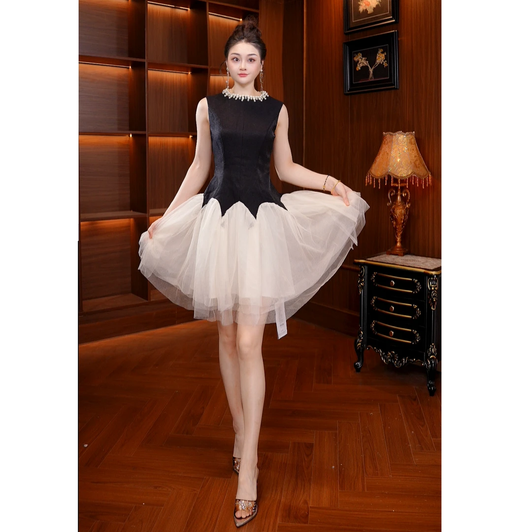 无袖千金风法式显瘦连衣裙设计师婚礼白色小礼服9782