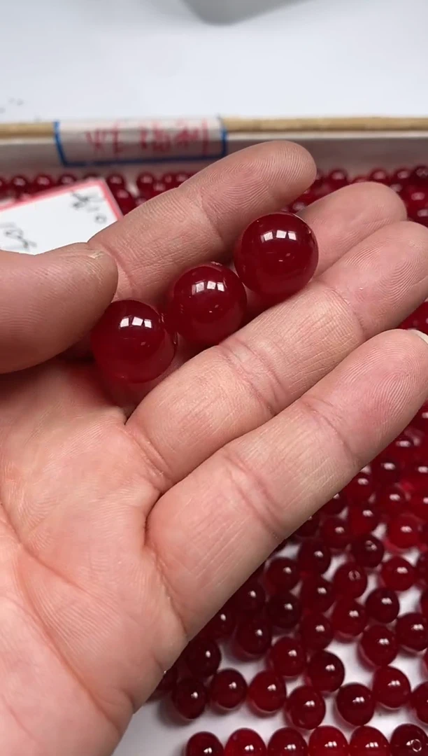 【闪购商品】玛瑙/玉髓散珠未镶嵌B561 鸽血红16mm2个15元