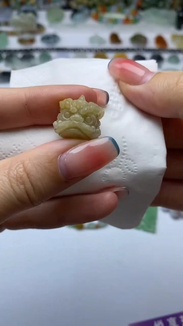 未镶嵌定制翡翠毛货定制不退不换