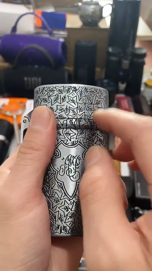 瓷片闪购商品 如图所示