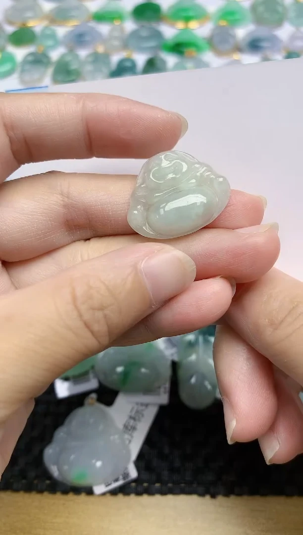 翡翠未镶嵌颈饰天然翡翠A货