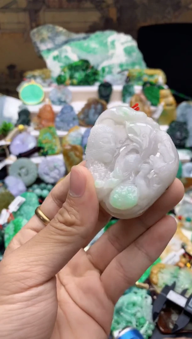 颈饰未镶嵌翡翠天然A货翡翠