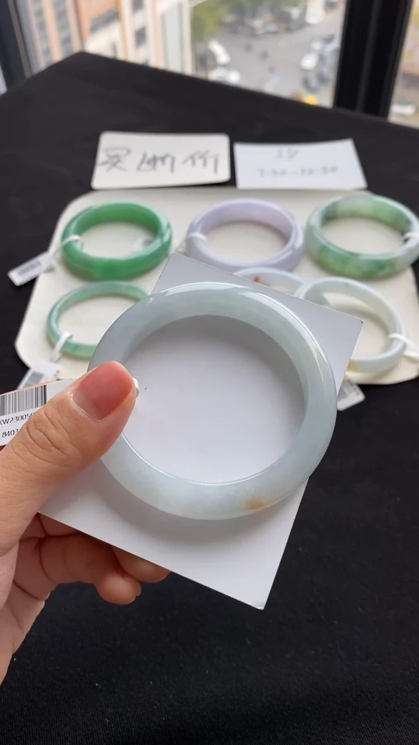 【闪购商品】翡翠手镯未镶嵌55正圈--不退不换