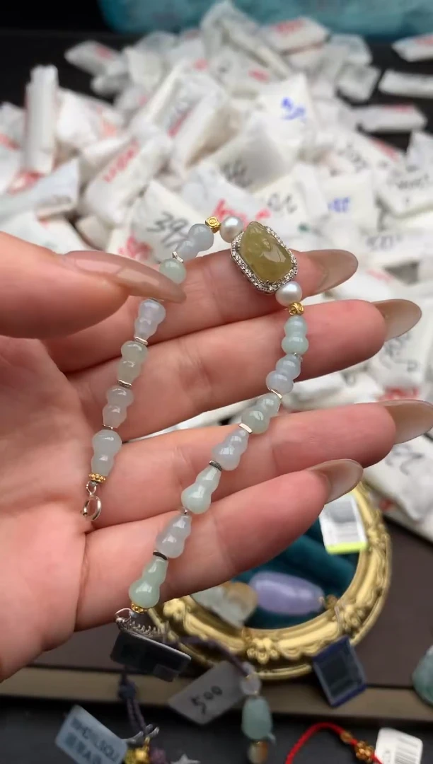 【闪购商品】翡翠手链未镶嵌  一