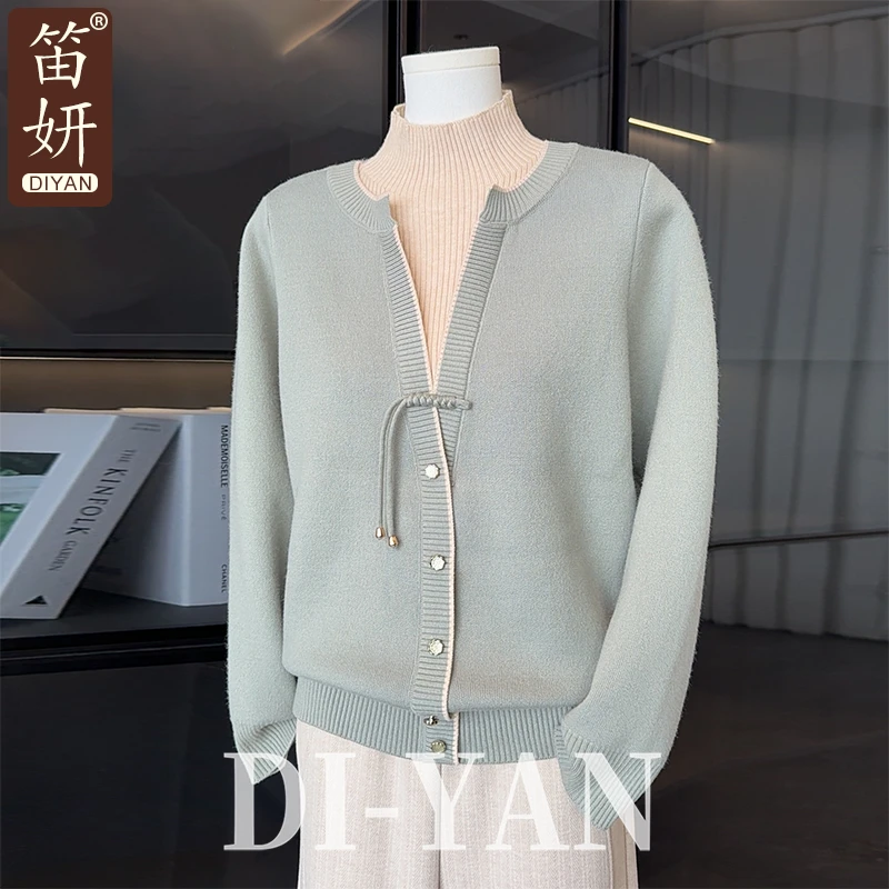 时尚洋气妈妈毛衣女秋冬装半高领加绒加厚内搭打底衫中老年人女装