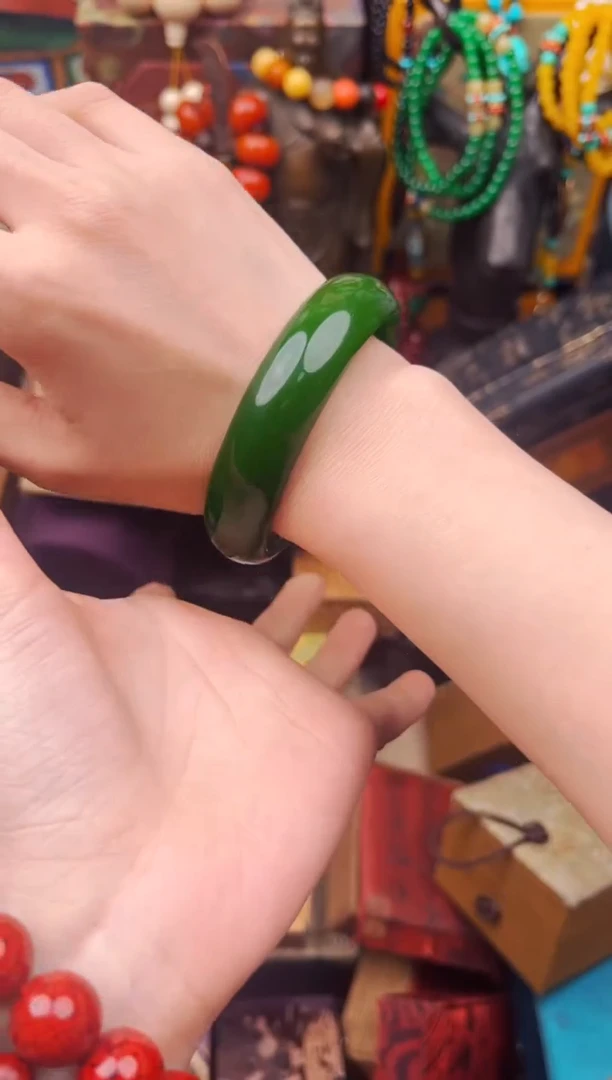 手串未镶嵌和田玉飞姐精品专属推荐