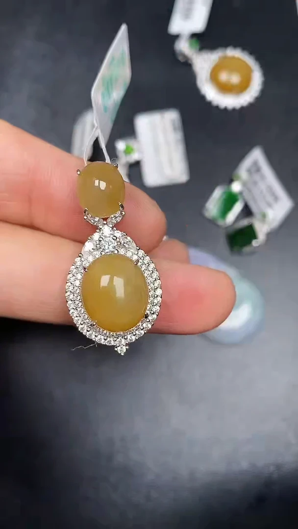 银S925镶嵌戒指翡翠1500