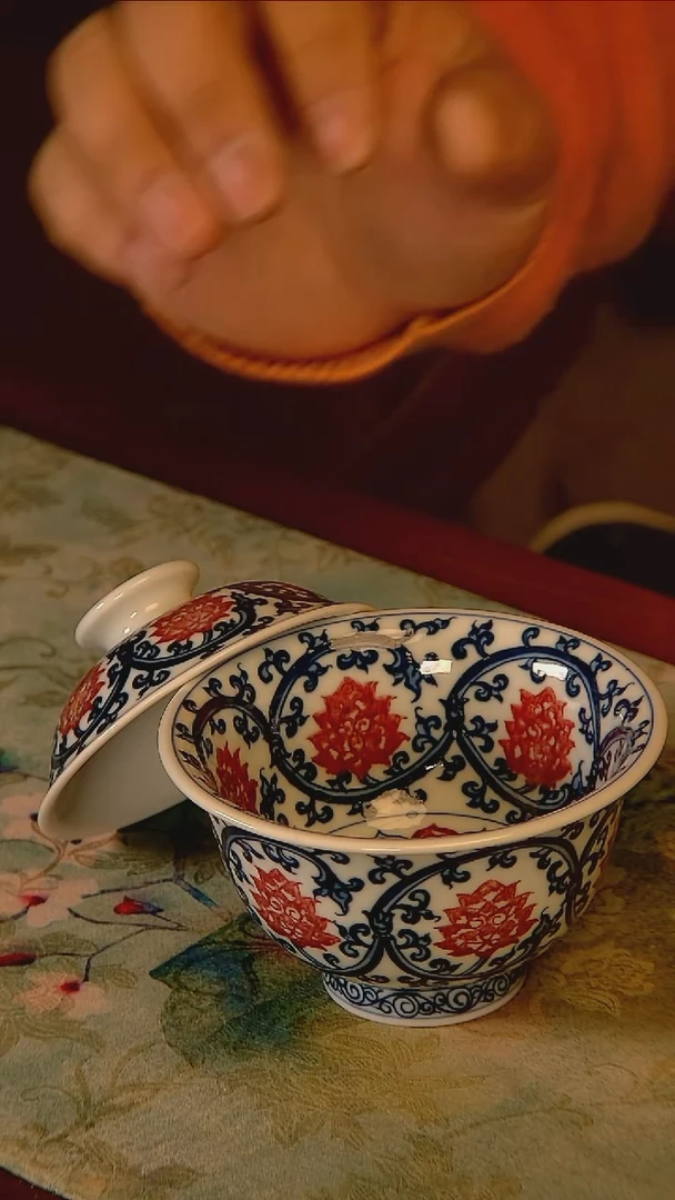 杯手工手绘杯杯很美丽