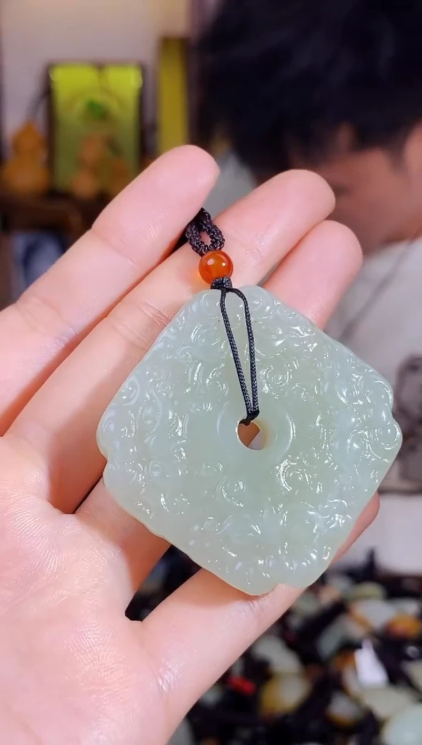 【闪购商品】和田玉颈饰未镶嵌1