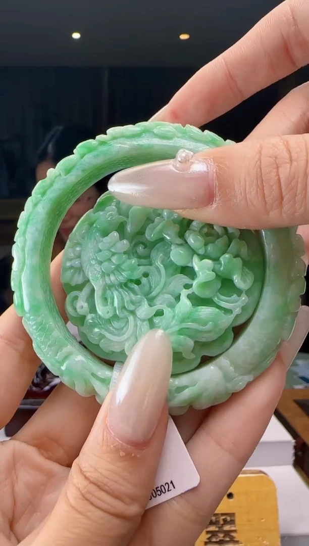 颈饰未镶嵌翡翠配底座MM@@960Q7J05021