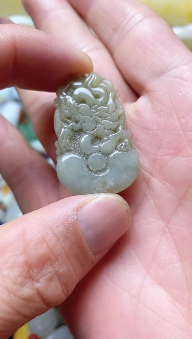 翡翠挂件未镶嵌挂件