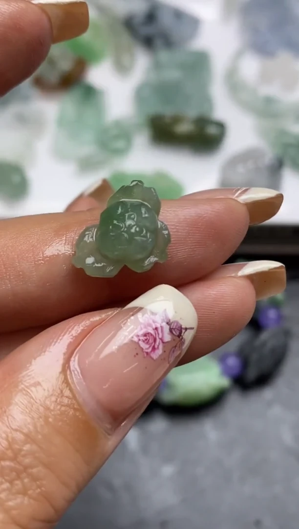 定制翡翠未镶嵌翡翠毛货~