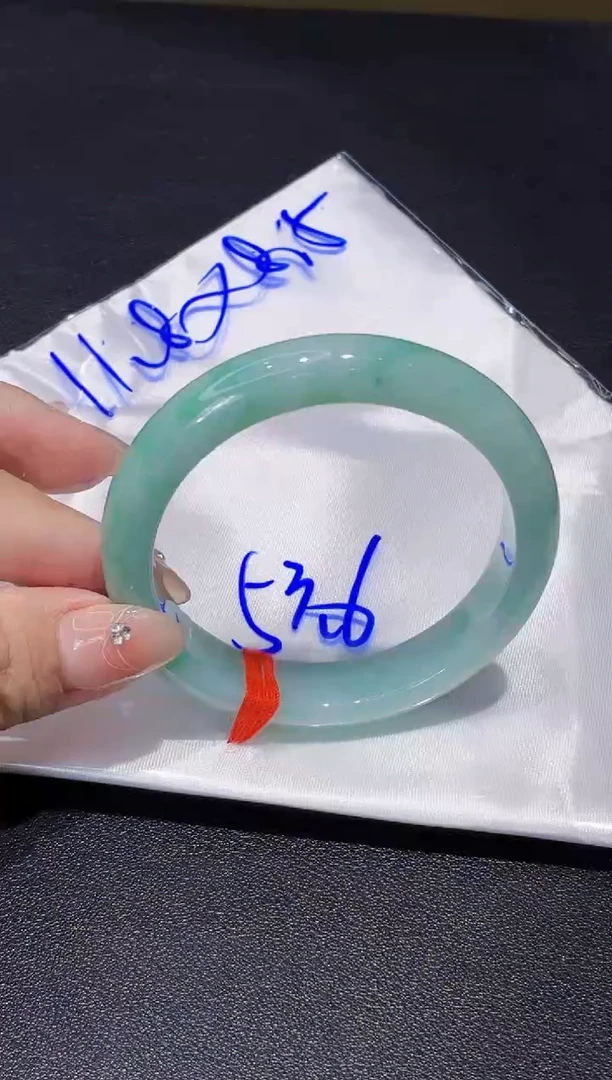 未镶嵌手镯翡翠翡翠手镯53.6