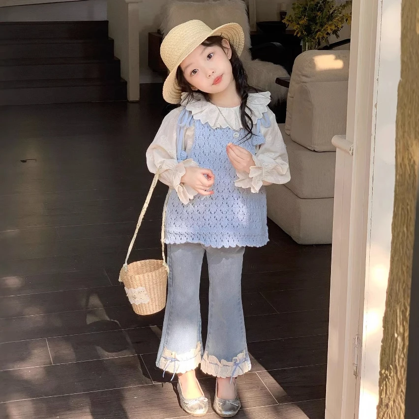 大橙子Studio女童2025秋款钩花针织背心刺绣衬衣微喇牛仔裤三件套