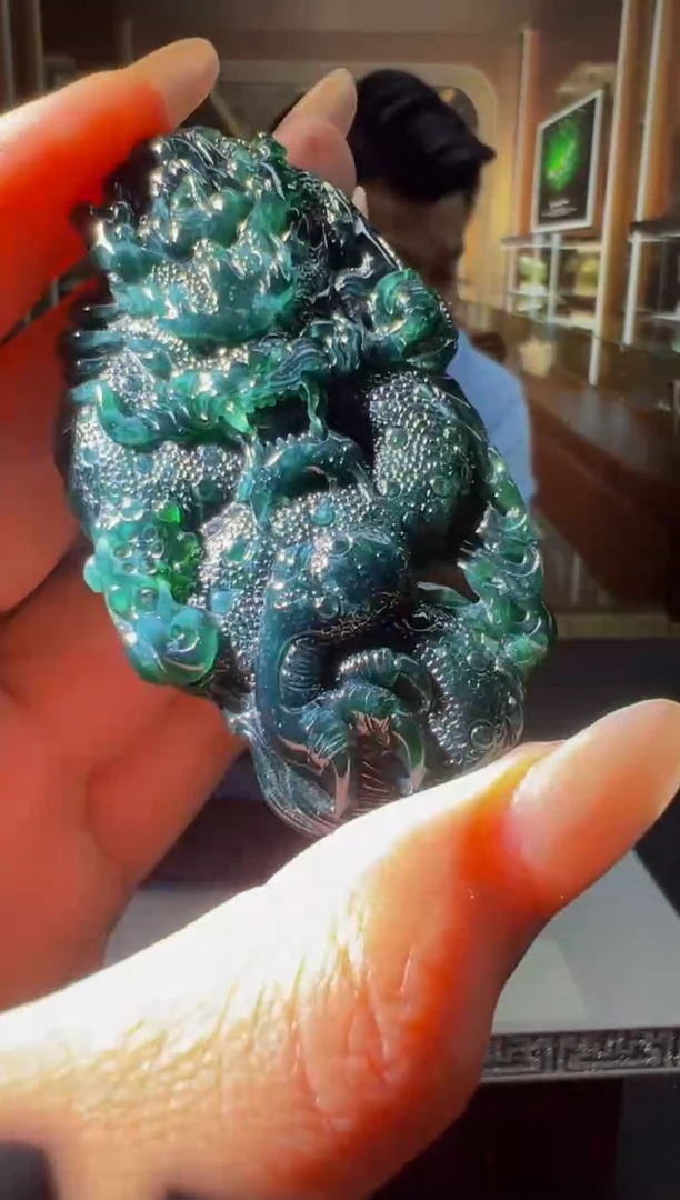 定制翡翠未镶嵌0852161883