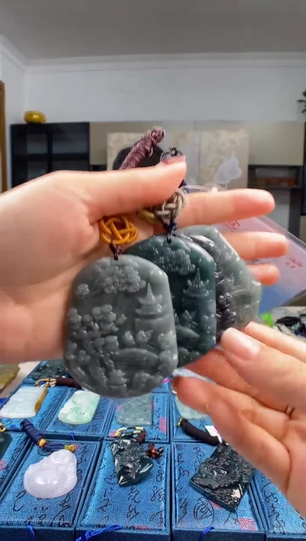 颈饰未镶嵌翡翠多样性发其一