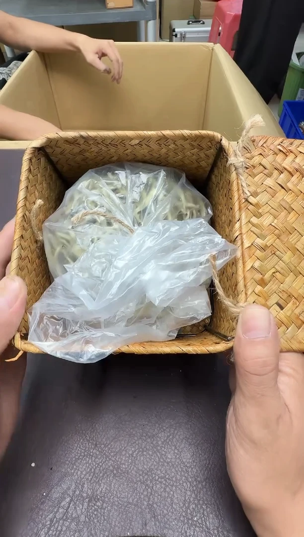 手工艺品琉璃缘**空64