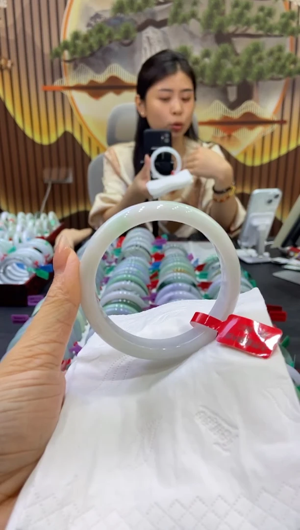 翡翠手镯未镶嵌00003332