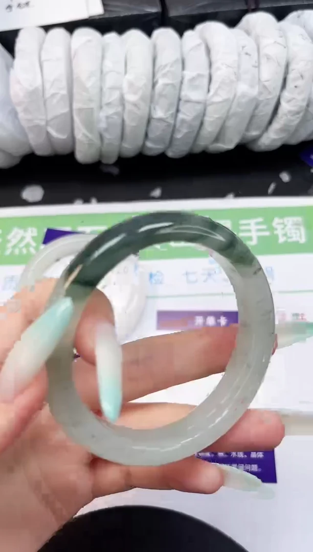 石英质玉手镯未镶嵌221-55/56