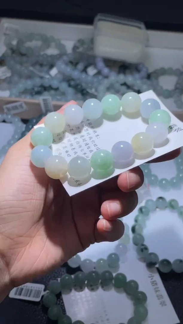 未镶嵌定制翡翠翡翠手串