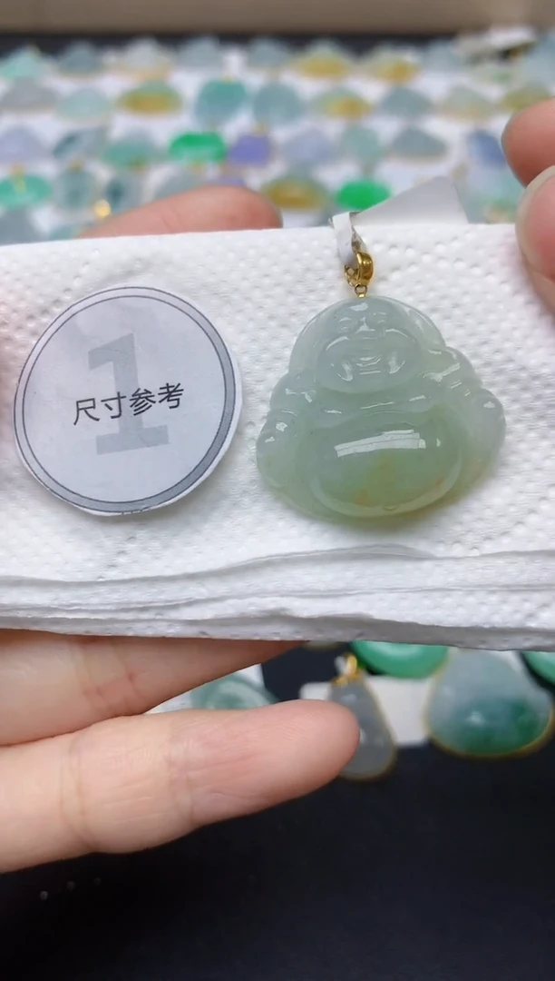 翡翠18K金镶嵌颈饰天然缅甸A货翡翠
