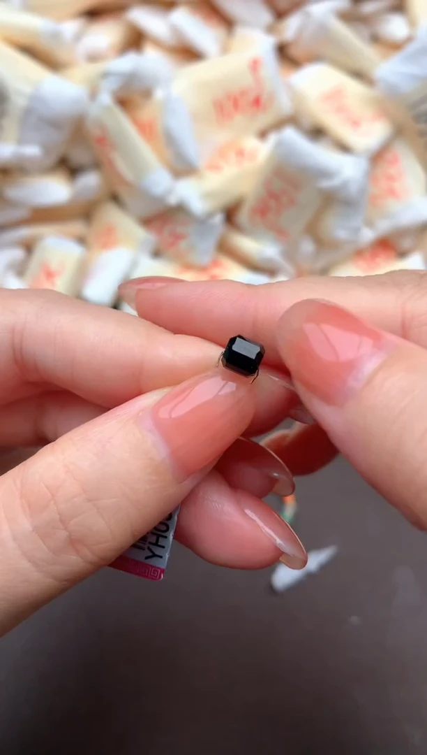 翡翠挂件未镶嵌多样性发货（发一个）