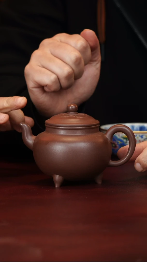 茶壶紫砂金国东--手工--大彬如意
