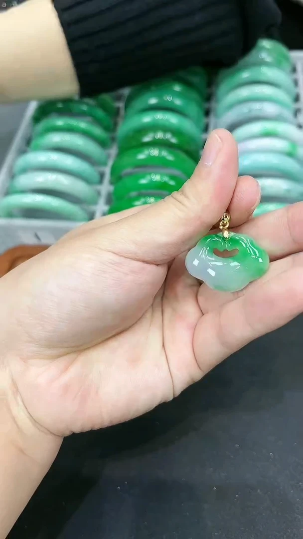 【闪购商品】翡翠颈饰未镶嵌s4  晴水如意吊坠