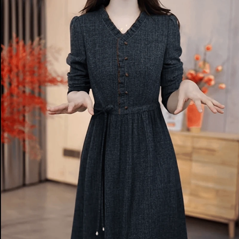 A707【连衣裙】2025早秋新款时尚优雅高贵精致收腰显瘦减龄连衣裙