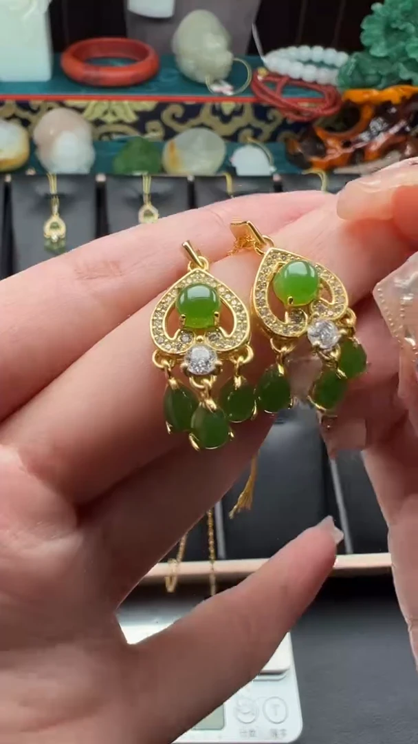 和田玉银S925镶嵌颈饰吊坠 a032 多样性发其一