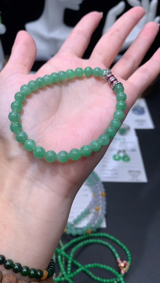 未镶嵌定制翡翠48小时鉴赏期 退货不扣服务费